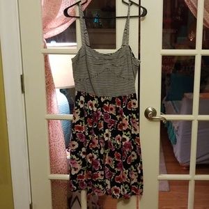 Torrid sun dress empire waist sz 1